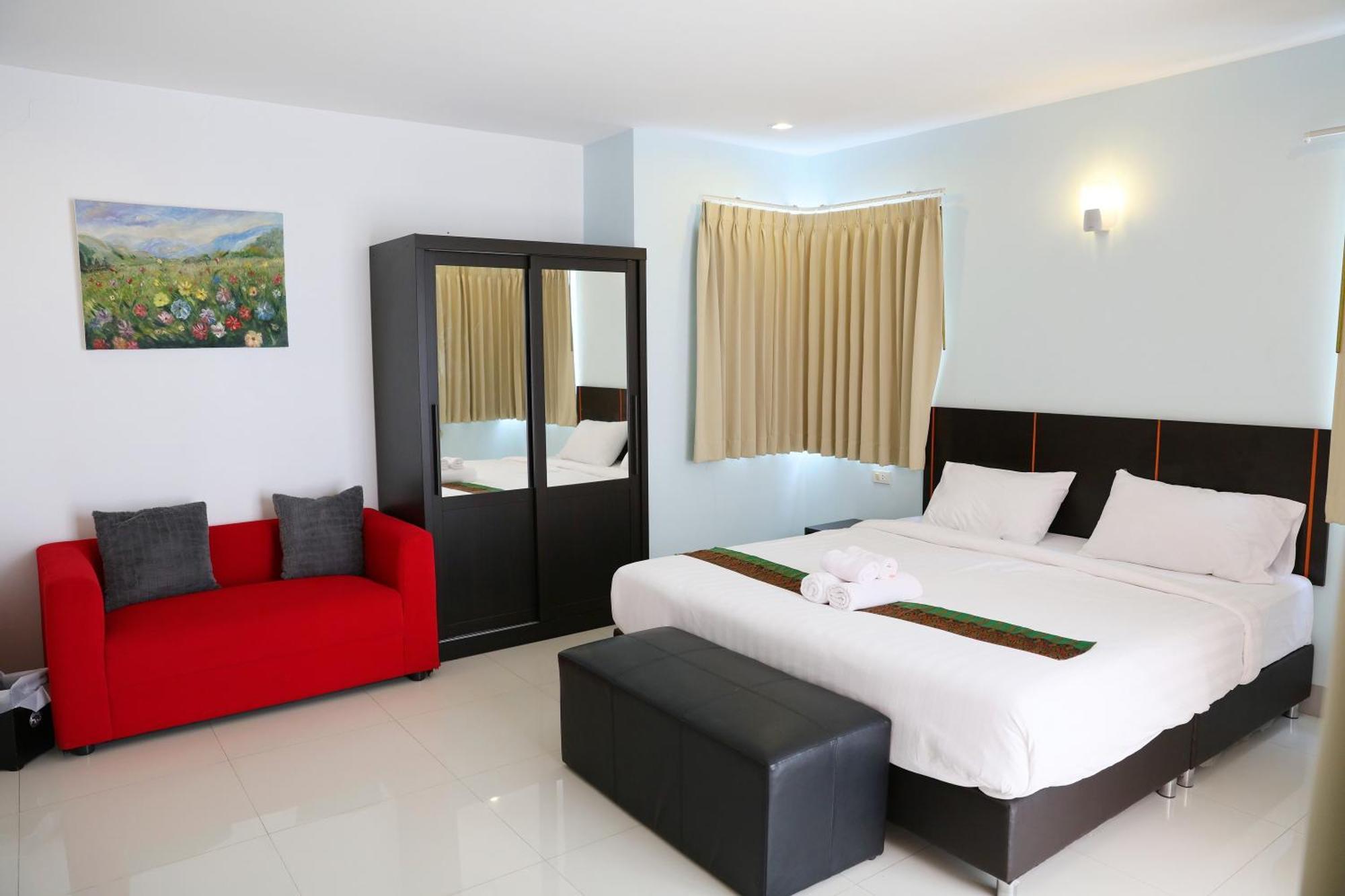 La Viva Hotel Buriram Buitenkant foto